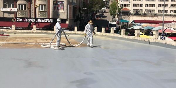 2mm püskürtme su yalıtımı uygulaması